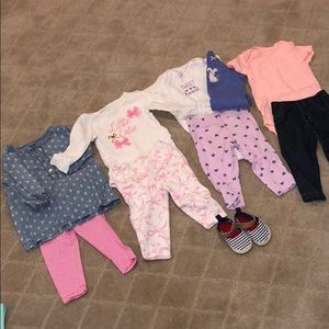 Lot of baby girls Carters 6mos Clothes